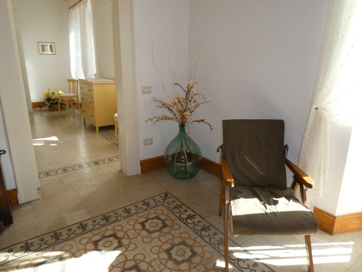 Appartamento Casa Diamanti-Fox 33 Via Guglielmo Marconi Sonnino Esterno foto